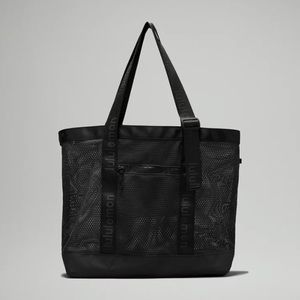 NWT Lululemon Athletica Mesh Tote Bag 20 L